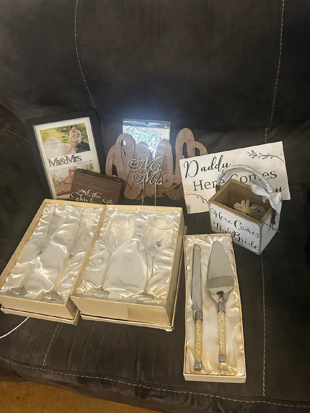 Crystal Glasswear, Crystal Handle Cake Server & Knife Set with Satin Box